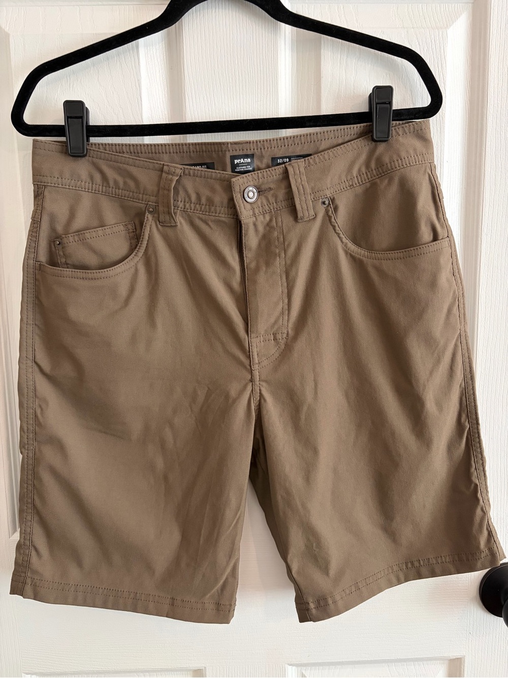 PrAna Men’s Strech Zion Shorts - Brown Flat Front 5 Pocket Knee Length - Size 32